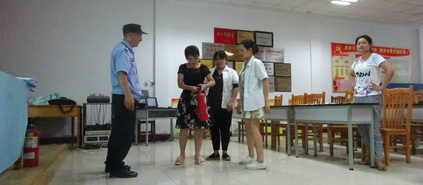 劉潭服裝舉辦新員工培訓會議