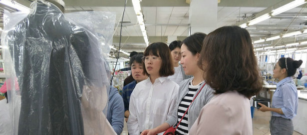 無印良品公司員工前來劉潭服裝參觀考察學習
