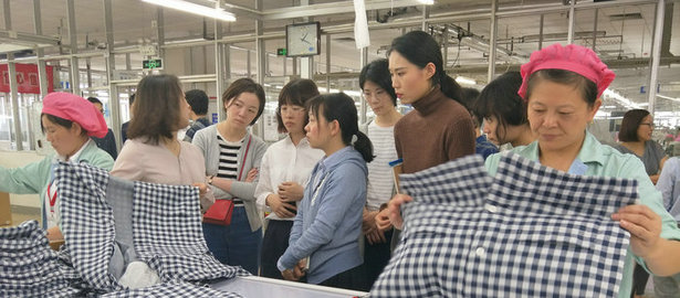無印良品公司員工前來劉潭服裝參觀考察學習